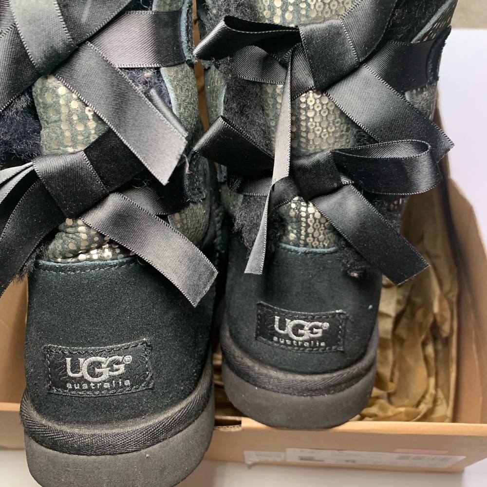 Ugg K Bailey Bow - image 4